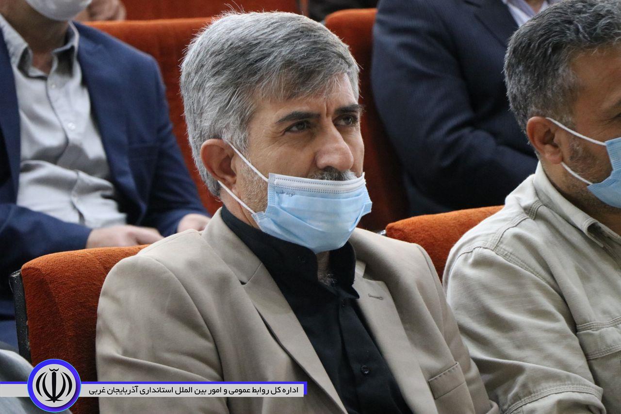 باباخان اسکندری فرماندار شهرستان بوکان با صدور پیامی به مناسبت فرا رسیدن روز جهانی قدس از مردم شریف و همیشه در صحنه بوکان برای شرکت در راهپیمایی روز قدس دعوت کرد