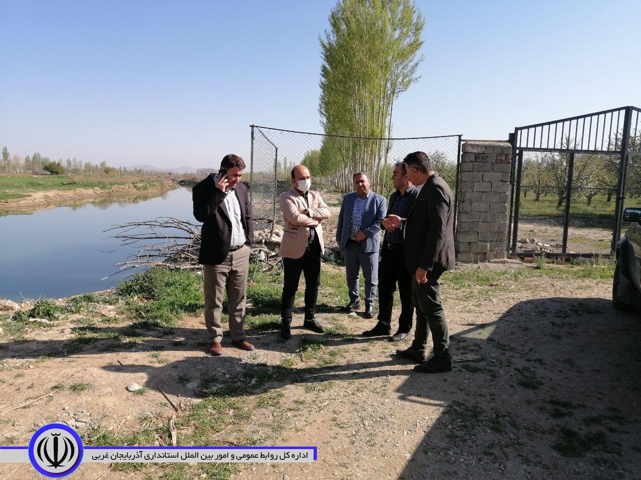 بازدید معاون برنامه ریزی و هماهنگی امور عمرانی فرمانداری شهرستان بوکان از حریم سیمینه رود