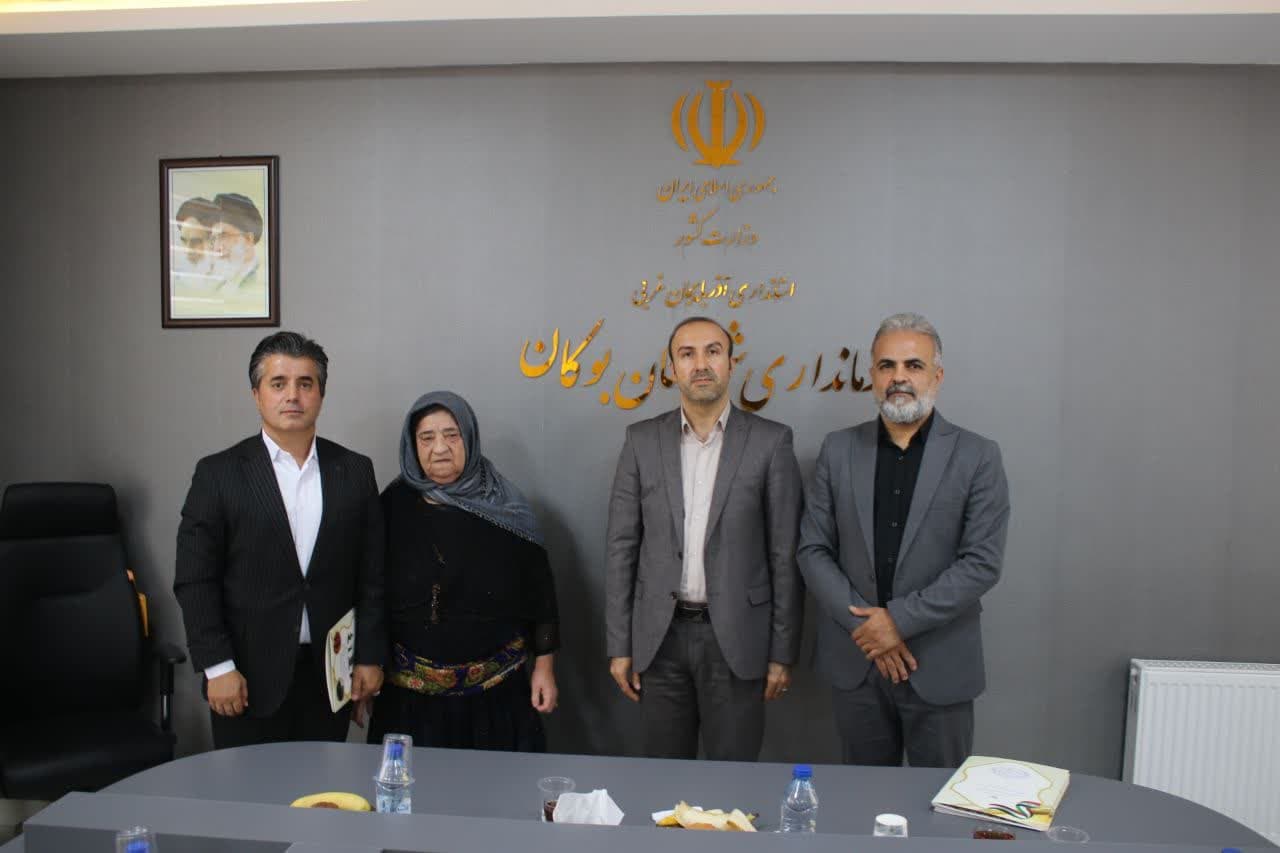 ◾️تجلیل از مادران نمونه قهرمانان ورزشی بوکان