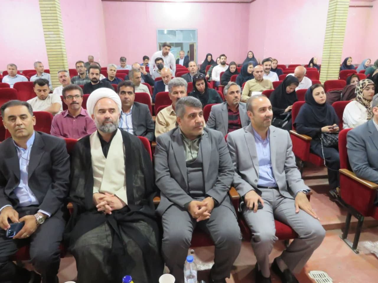 مراسم تجلیل از حامیان ایتام و رابطین فرهنگی شهرستان بوکان