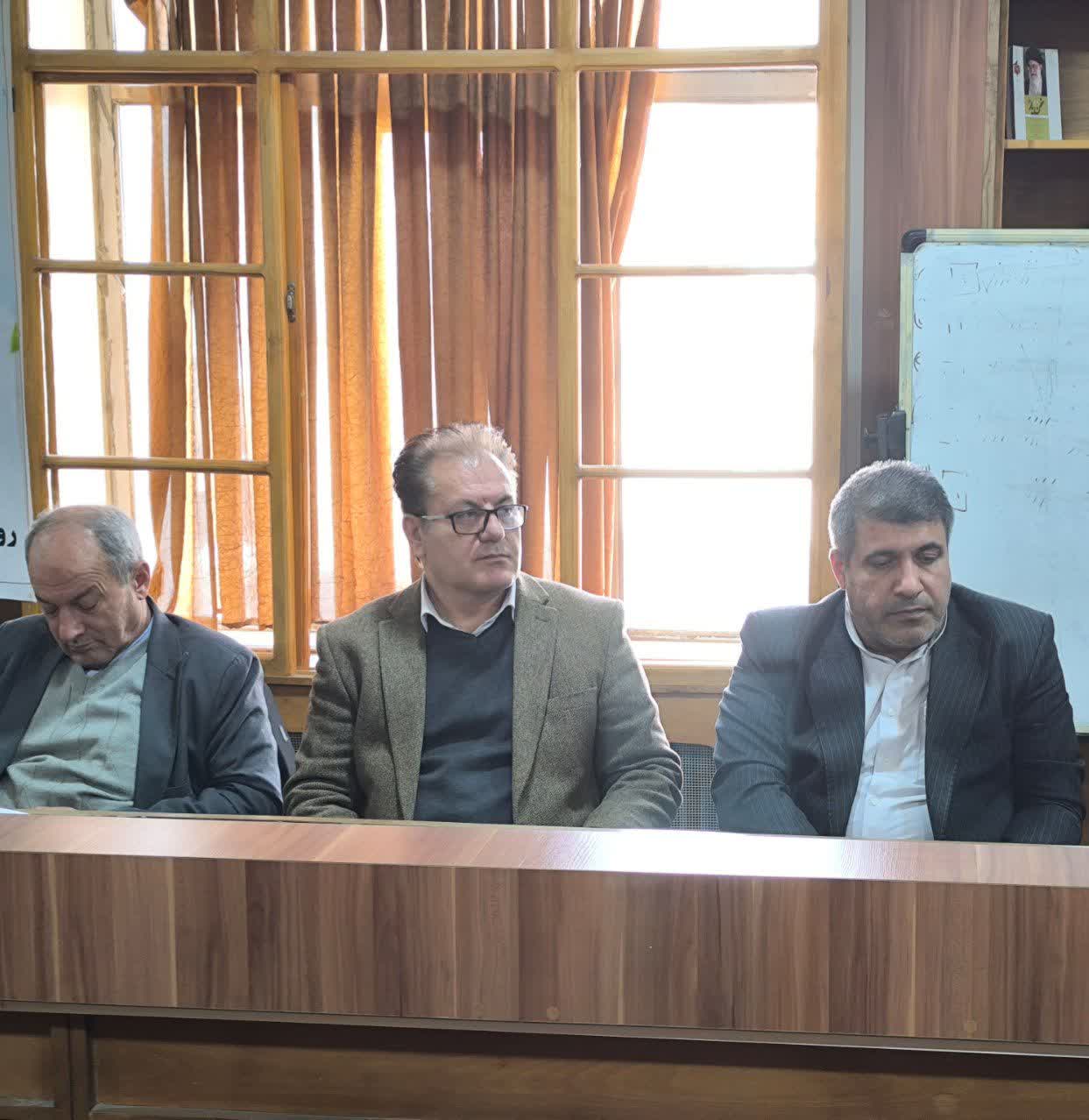 برگزاری جلسه شورای اداری شهرستان بوکان