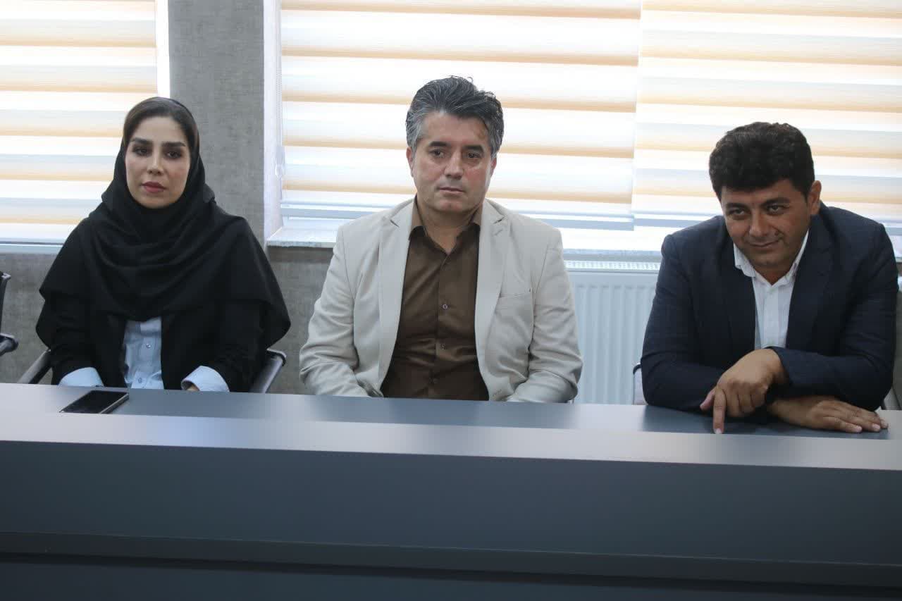 رونمایی از مدالهای مسابقات قهرمانی کشوری تایبو در بوکان با حضور مسئولان و ورزشکاران