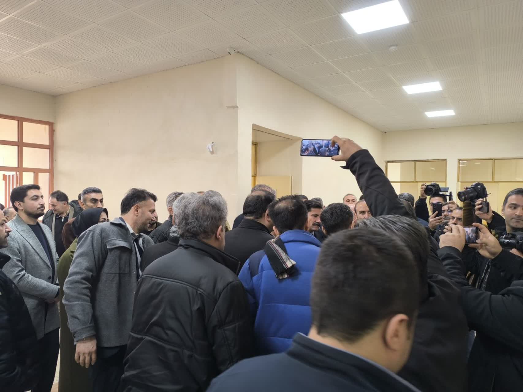 بازدید مقامات کشوری و استانی از هنرستان فنی و کشاورزی بوکان جهت آمادگی بازگشایی در دهه فجر