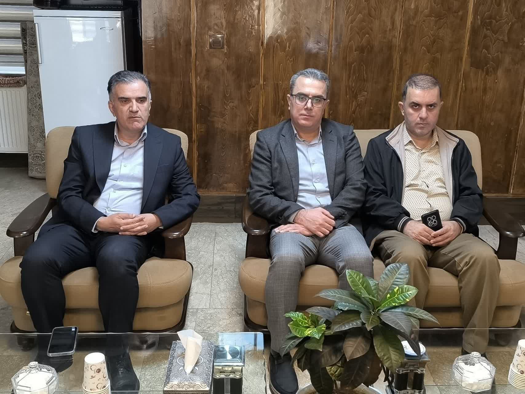 💢 تجلیل فرماندار بوکان از پرستاران برتر کشوری