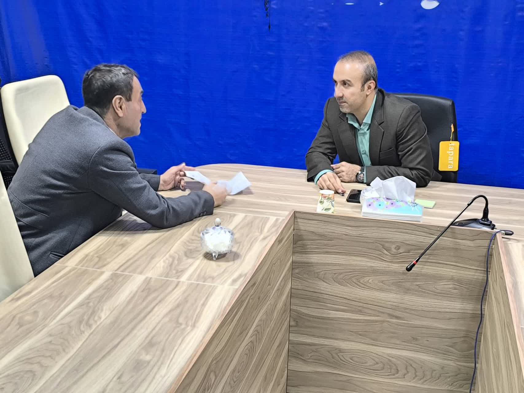 دیدار چهره به چهره فرماندار بوکان با شهروندان