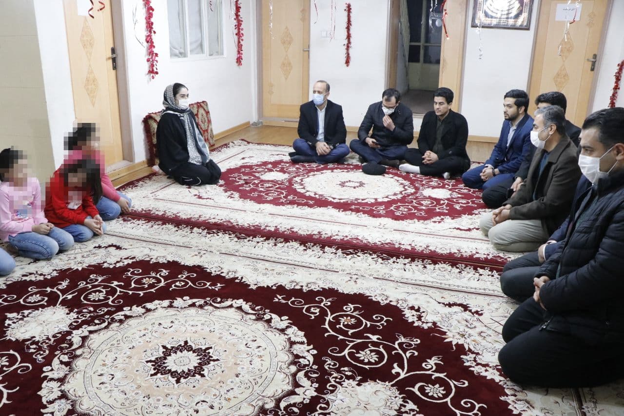 بازدید سرزده شبانه فرماندار بوکان از مرکز نگهداری کودکان و نوجوانان شهرستان بوکان
