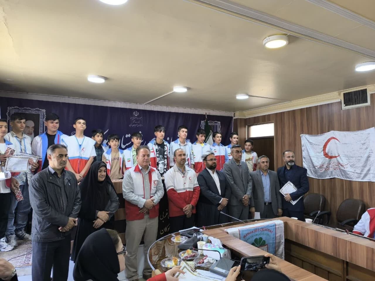 💢تقدیر فرماندار بوکان از فعالین و داوطلبین جمعیت هلالاحمر شهرستان بوکان مراسم گرامیداشت هفته هلالاحمر
