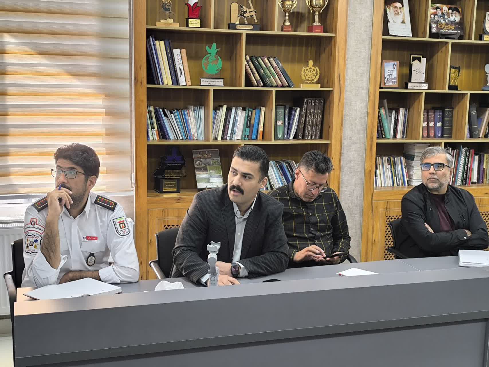 💢تأکید فرماندار بوکان بر ایمنسازی محورهای مواصلاتی و اخطار به پیمانکاران برای اجرای فوری اقدامات ایمنی محورهای بوکان ـ میاندوآب و بوکان ـ سقز