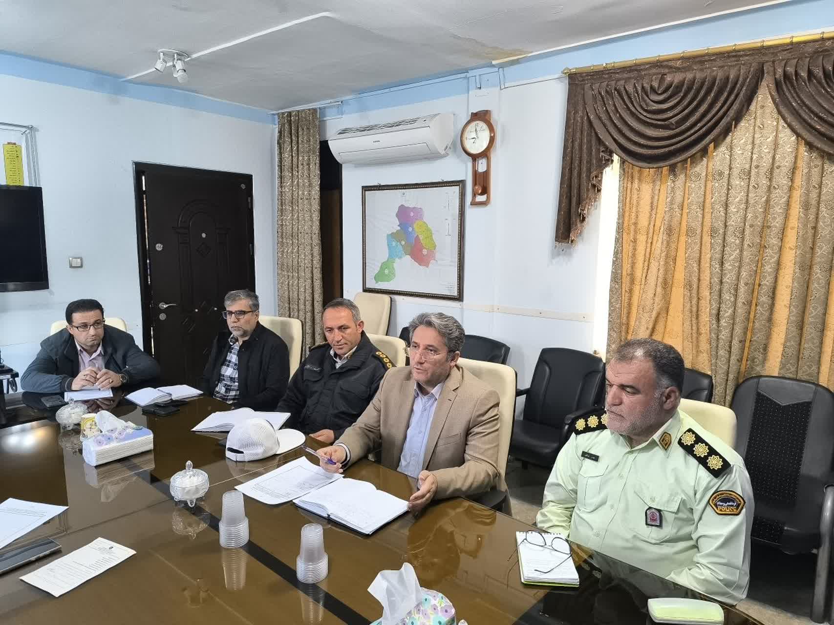 💢برگزاری جلسه بررسی عملکرد و نظارت بر مجتمعهای خدماتی و رفاهی و جایگاههای عرضه سوخت