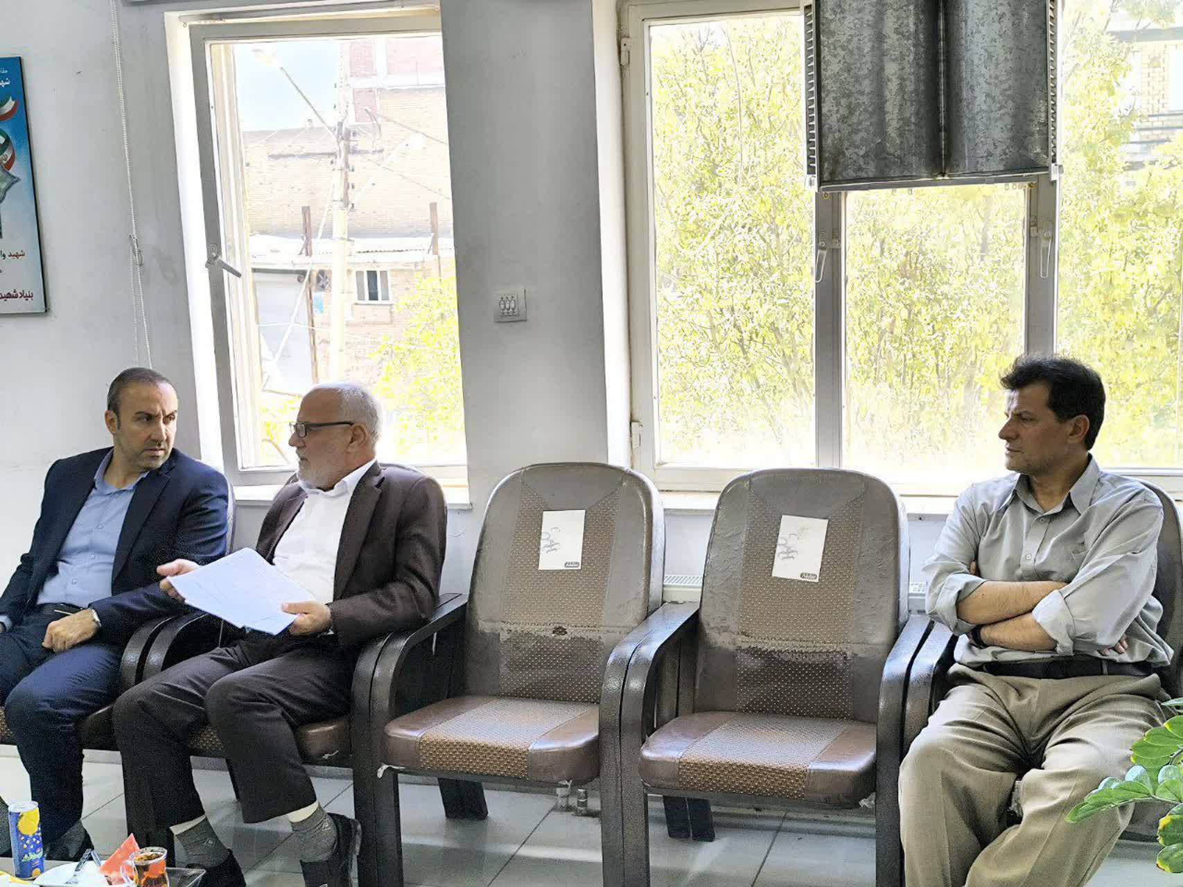 💢بازدید فرماندار بوکان از اداره بنیاد شهید و امور ایثارگران شهرستان بوکان