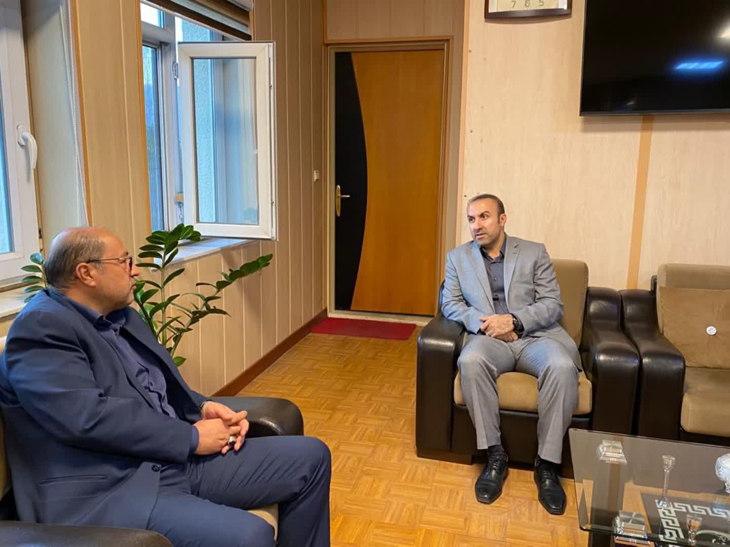 💢فرماندار بوکان از صدا و سیمای مهاباد تقدیر کرد