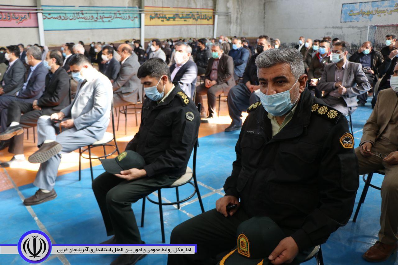 فرماندار بوکان : تا توانی به جهان خدمت همنوعان کن/به دمی یا دِرَمی یا قلمی یا قدمی