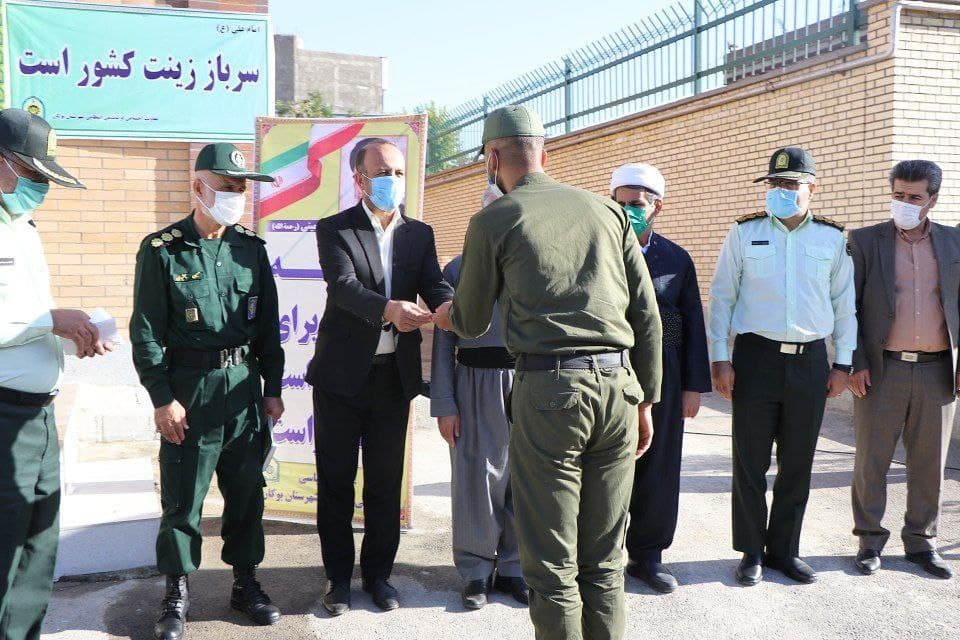 تقدیر از سربازان نمونه شهرستان و رونمایی از یادمان شهدای انتظامی