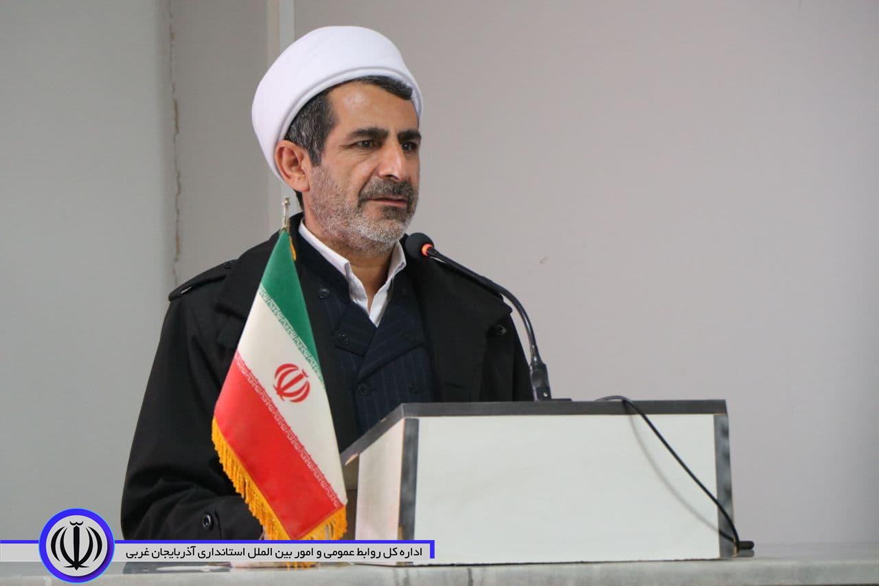 جلسه هماندیشی ائمه جمعه و جماعات با فرماندار شهرستان بوکان به مناسبت فرا رسیدن دهه مبارک فجر