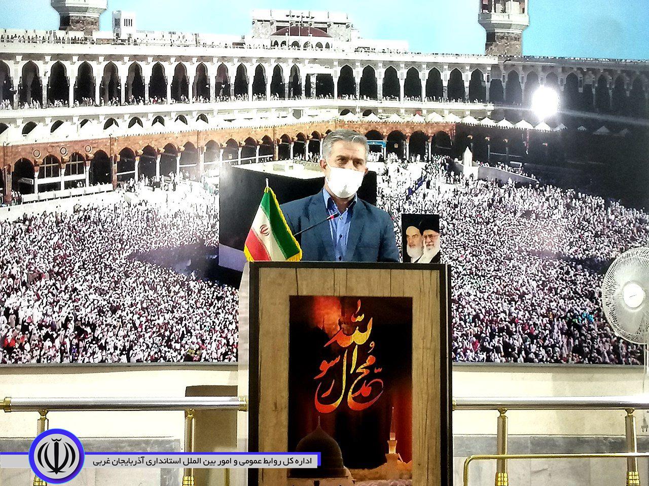 🔻 «باباخان اسکندری» فرماندار شهرستان بوکان در مراسم عبادی سیاسی نماز جمعه بوکان ضمن آرزوی قبولی طاعات و عبادات همشریان عزیز