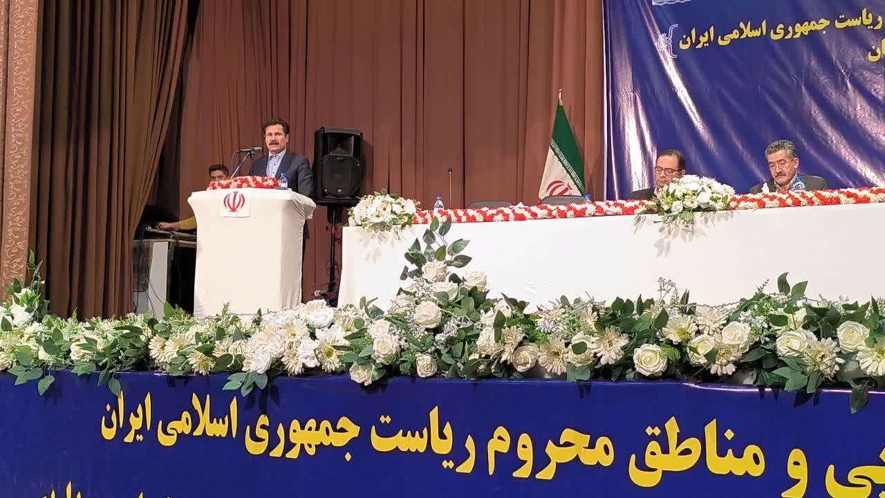 نشست تخصصی فعالان اقتصادی و مسئولان شهرستان بوکان با دکتر حسین زاده معاون رئیس جمهوردر امور توسعه روستایی و مناطق محروم کشور