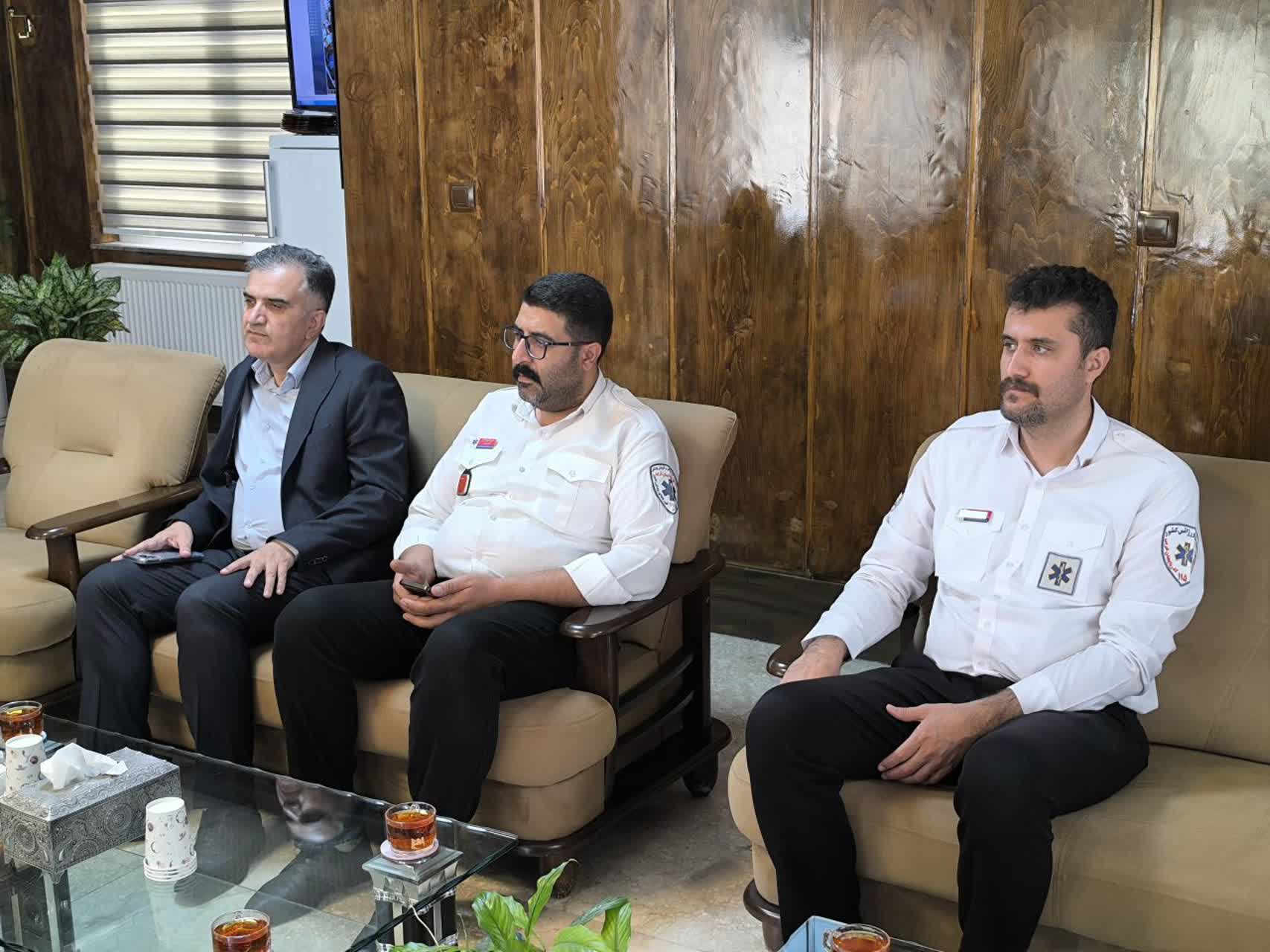 💢دیدار مدیر حوادث و فوریتهای پزشکی دانشگاه علوم پزشکی استان با فرماندار بوکان