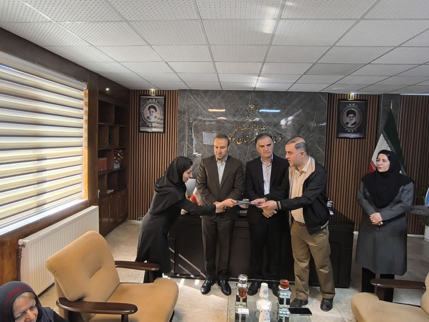 💢 تجلیل فرماندار بوکان از پرستاران برتر کشوری