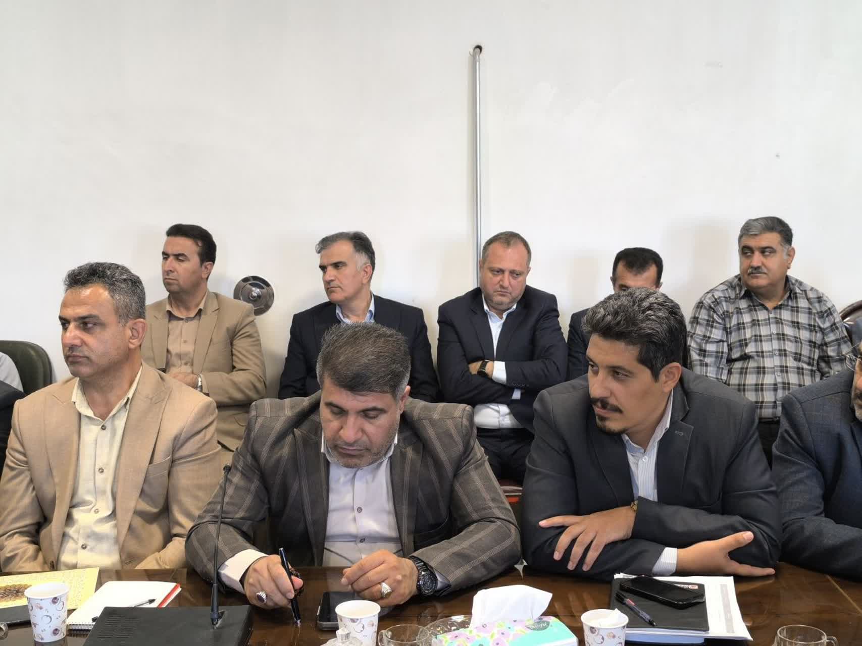 💢برگزار جلسه شورای اداری شهرستان در شهر سیمینه