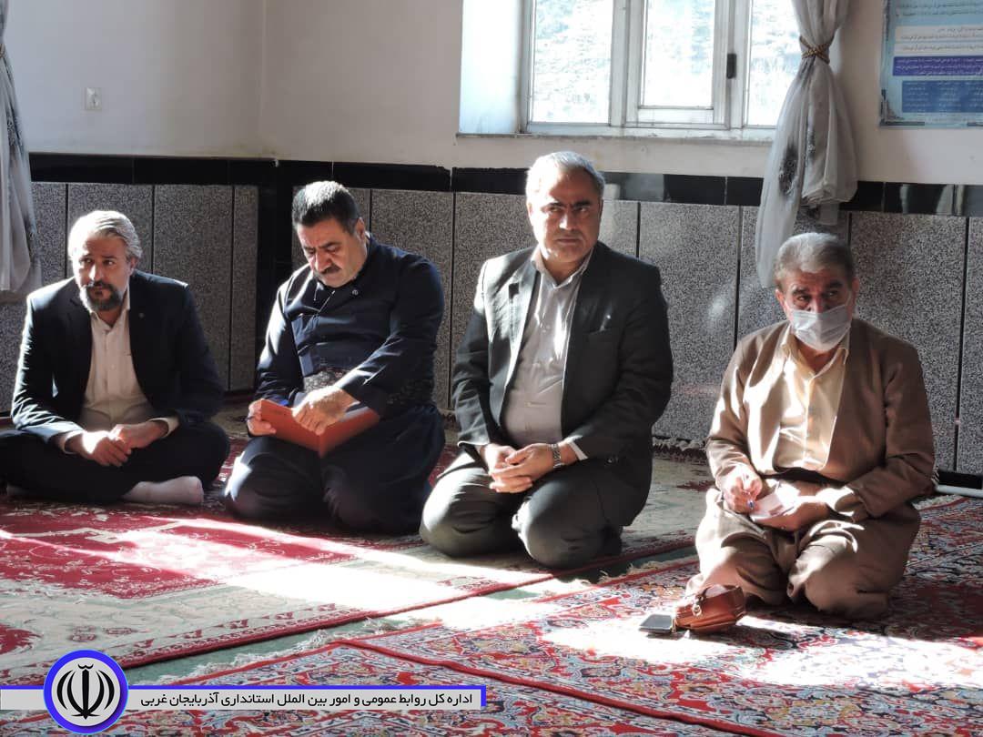 بازدید نماینده و بخشدار مرکزی از روستاهای توابع این بخش