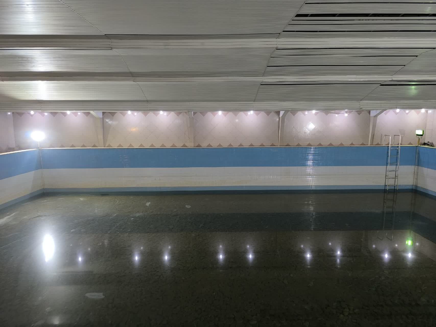 بازدید سرزده فرماندار بوکان از اداره آب و فاضلاب شهرستان : ارزیابی وضعیت منابع و تدابیر لازم برای بهبود زیرساخت‌های آبرسانی در سال جدید