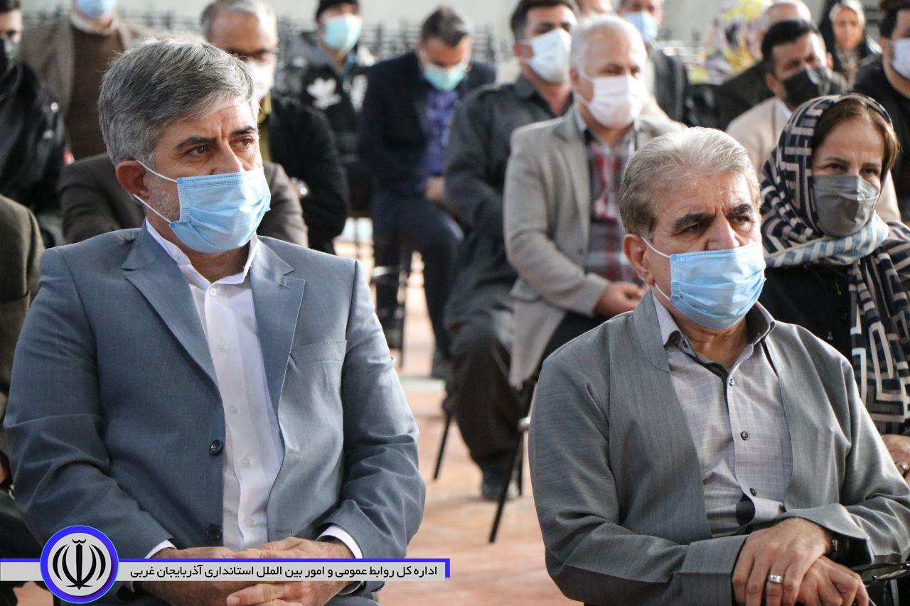 فرماندار بوکان : تا توانی به جهان خدمت همنوعان کن/به دمی یا دِرَمی یا قلمی یا قدمی