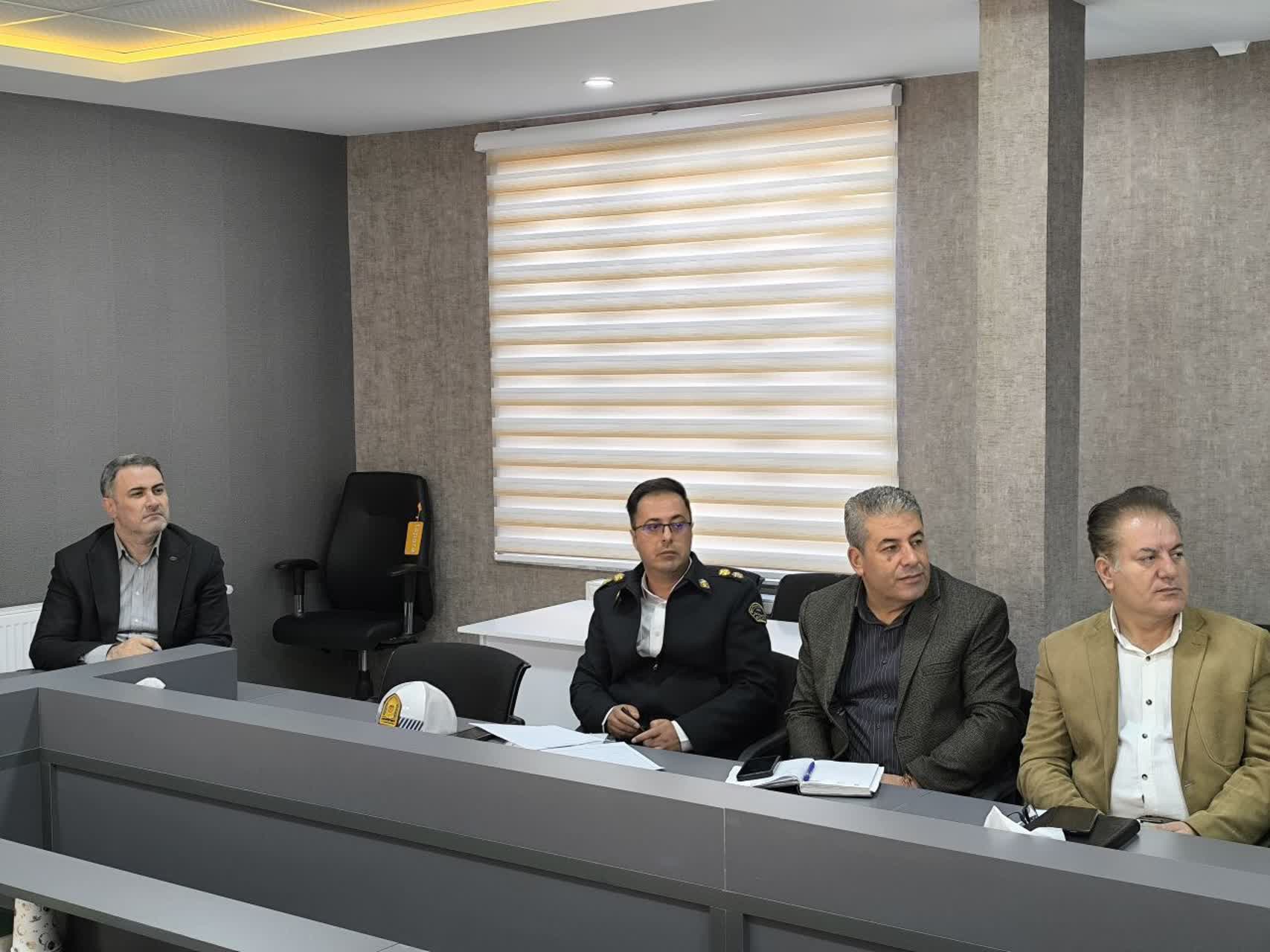 💢تأکید فرماندار بوکان بر ایمنسازی محورهای مواصلاتی و اخطار به پیمانکاران برای اجرای فوری اقدامات ایمنی محورهای بوکان ـ میاندوآب و بوکان ـ سقز