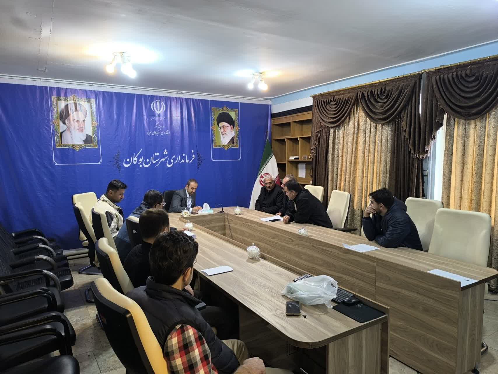 دیدار چهره به چهره خشایار صنعتی فرماندار شهرستان با شهروندان