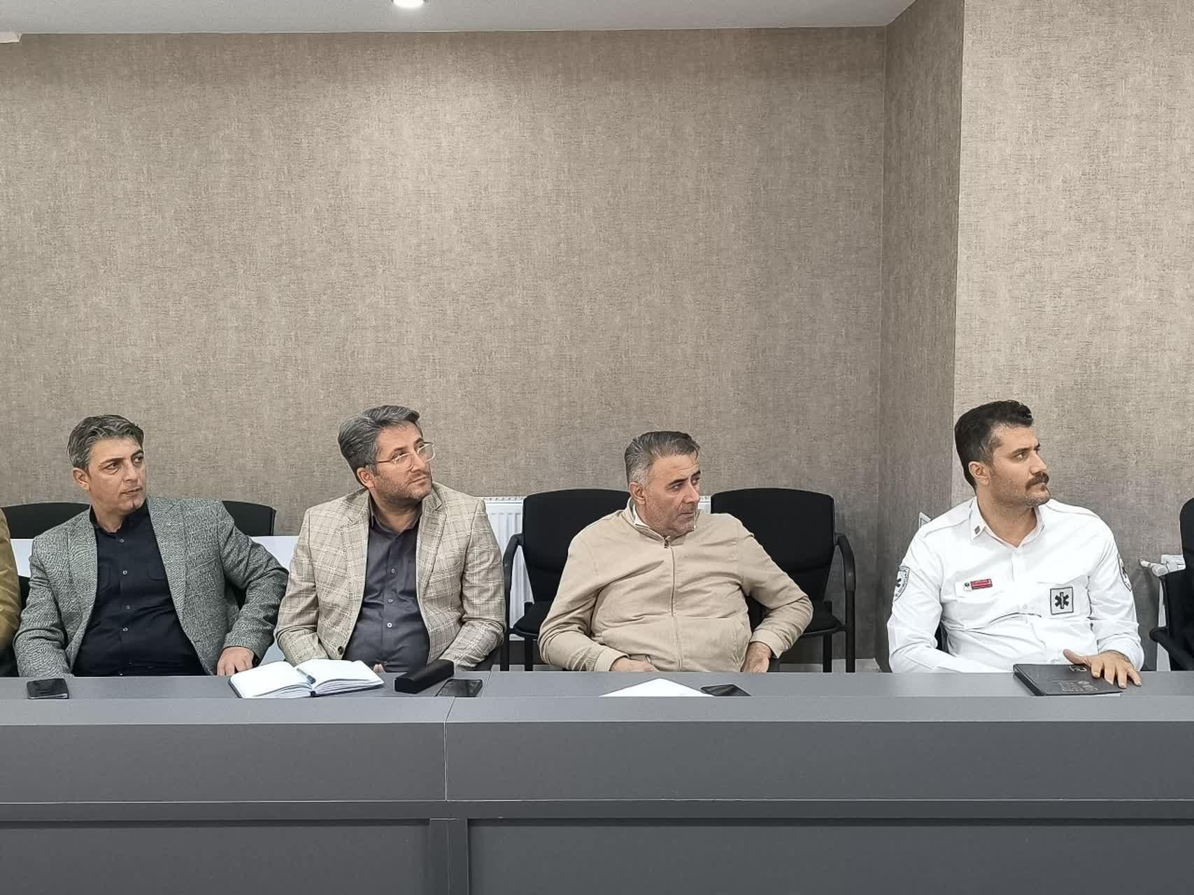 💢تأکید فرماندار بوکان بر ایمنسازی محورهای مواصلاتی و اخطار به پیمانکاران برای اجرای فوری اقدامات ایمنی محورهای بوکان ـ میاندوآب و بوکان ـ سقز