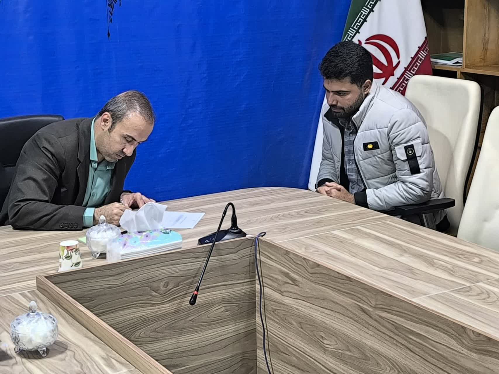 دیدار چهره به چهره فرماندار بوکان با شهروندان