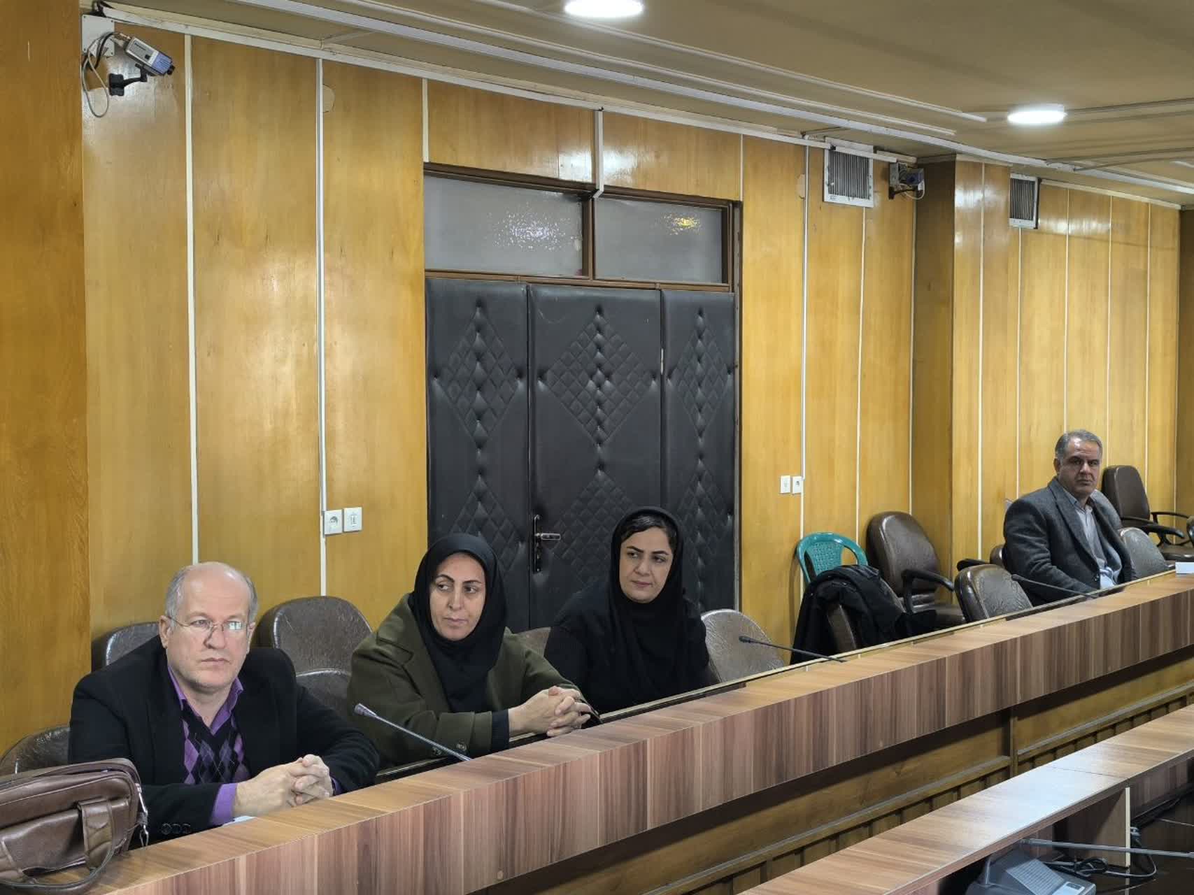 برگزاری جلسه کمیته هماهنگی و برنامه در راستای اجرای برنامه های ایام مبارک دهه فجر در سطح شهرستان بوکان