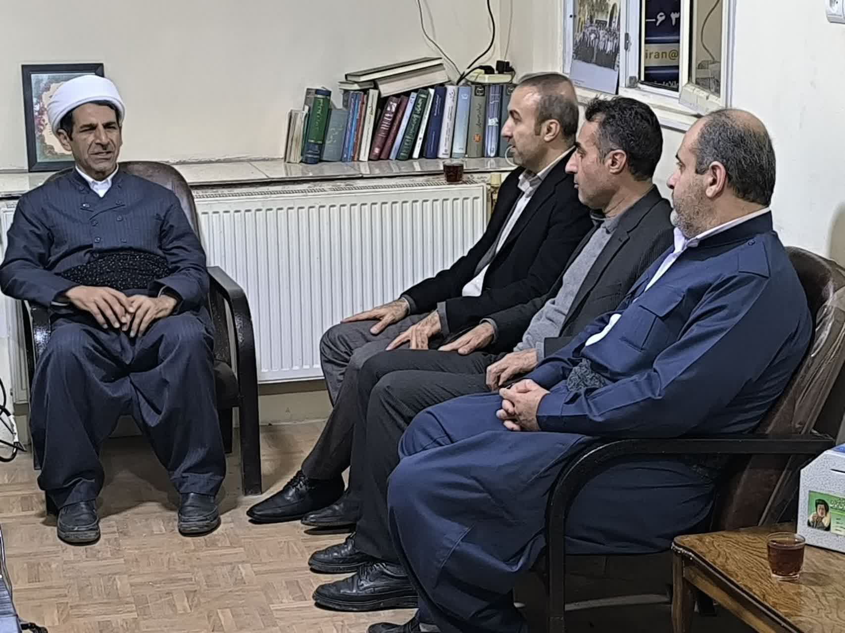 دیدار فرماندار بوکان با سردفتران اسناد رسمی به مناسبت روز دفاتر اسناد رسمی