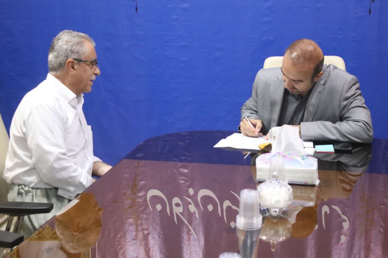 💢دیدار مردمی فرماندار شهرستان با شهروندان به روال چهارشنبه هر هفته ادامه دارد.