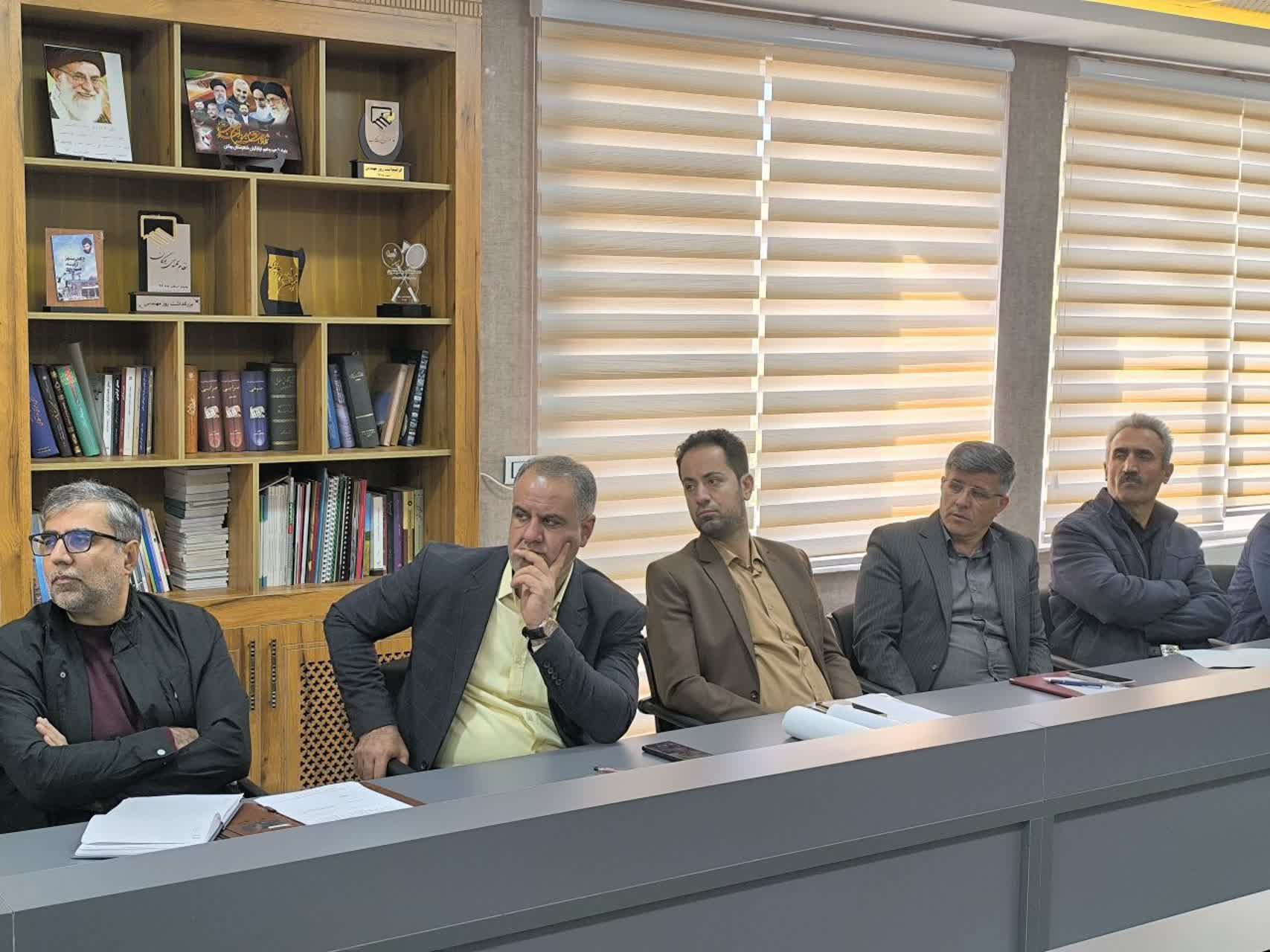 💢تأکید فرماندار بوکان بر ایمنسازی محورهای مواصلاتی و اخطار به پیمانکاران برای اجرای فوری اقدامات ایمنی محورهای بوکان ـ میاندوآب و بوکان ـ سقز