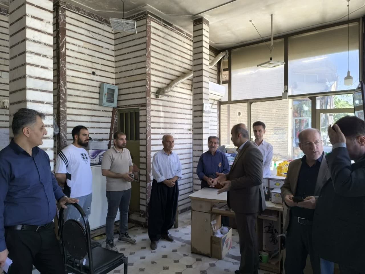 💢بازدید فرماندار بوکان از مراکز توزیع کالاهای اساسی