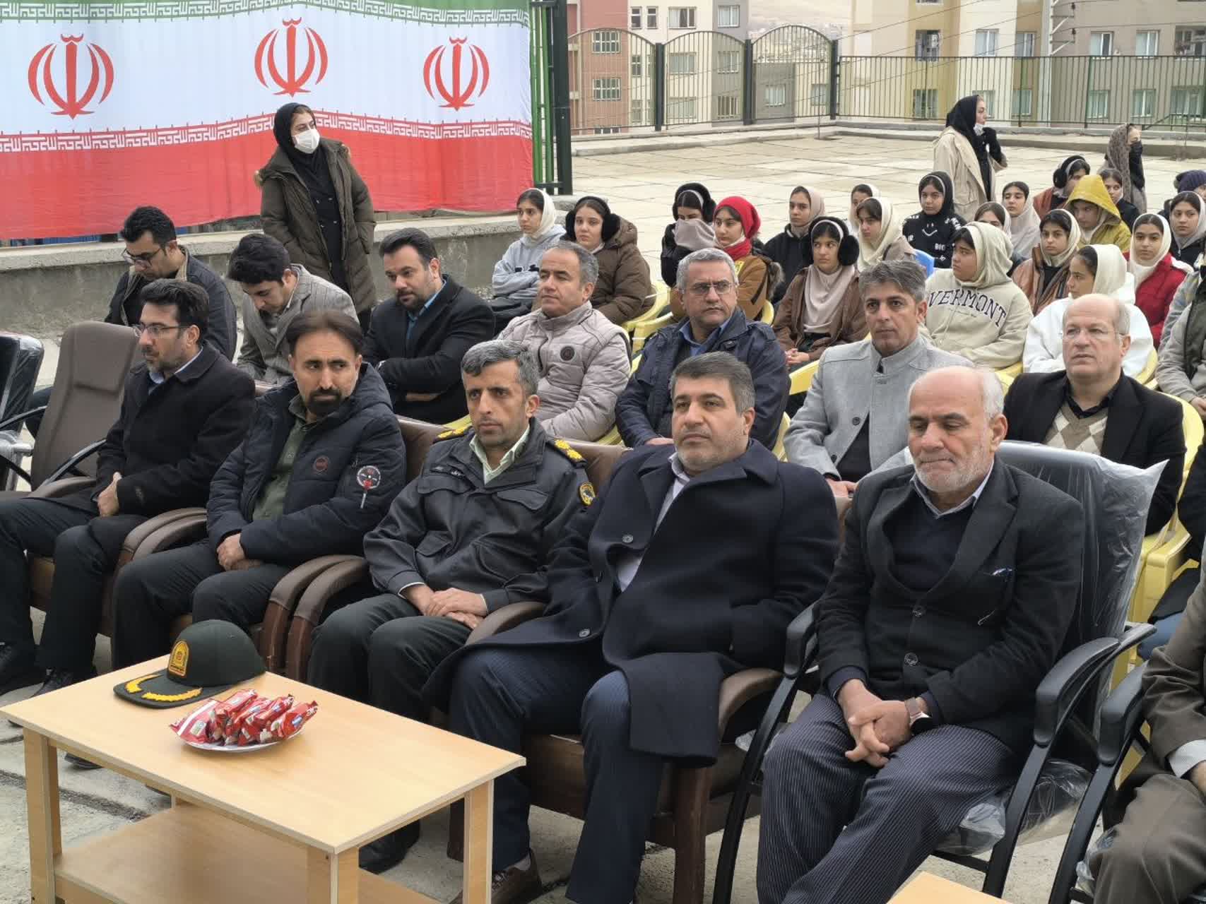 برگزاری مراسم نواختن زنگ انقلاب در بوکان به مناسبت چهل و هفتمین سالگرد پیروزی انقلاب اسلامی