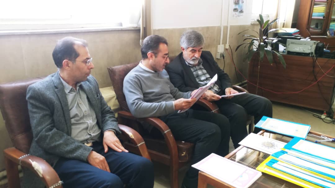 بازدید سرزده فرماندار شهرستان بوکان از اداره ثبت و اسناد این شهرستان