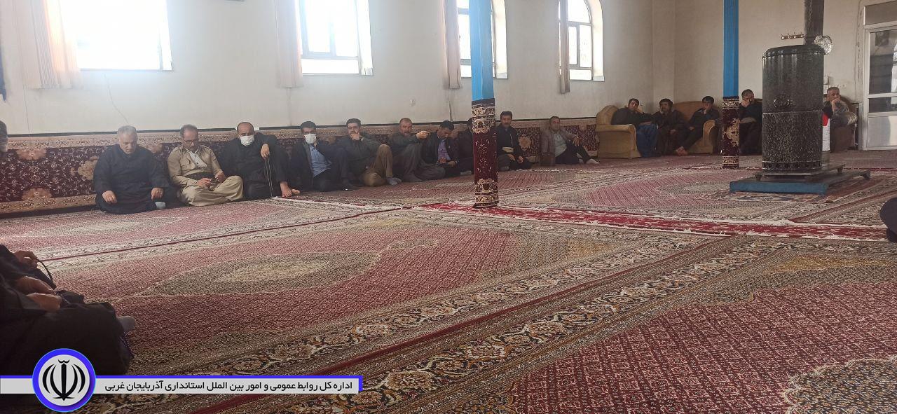 برپایی میز خدمت در مسجد جامع روستای کانی رش