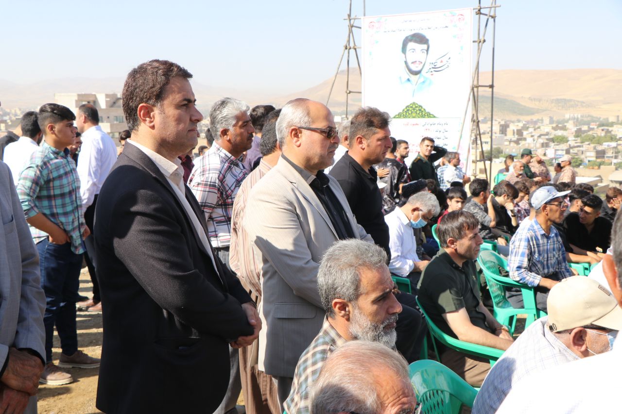 انالله و انا الیه راجعون مِّنَ الْمُؤْمِنِینَ رِجَالٌ صَدَقُوا مَا عَاهَدُوا اللَّهَ عَلَیْهِ ۖ فَمِنْهُم مَّن قَضَی نَحْبَهُ وَمِنْهُم مَّن یَنتَظِرُ وَمَا بَدَّلُوا تَبْدِیلًا