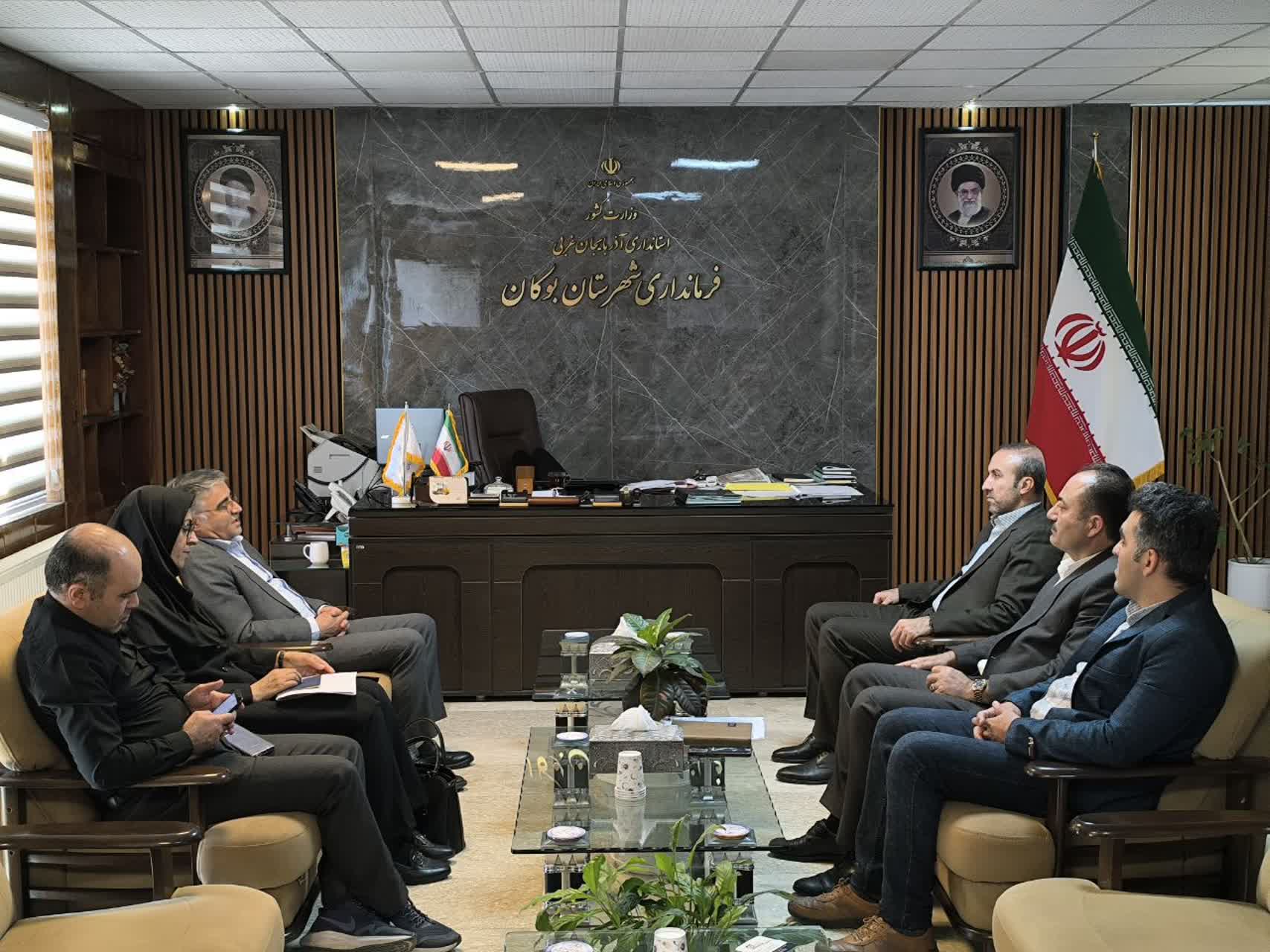 💢دیدار مدیرکل امور عشایری استان با فرماندار بوکان؛ فرماندار: تسریع در اجرای پروژههای محرومیت زدایی و رفع موانع اولویت همگان است