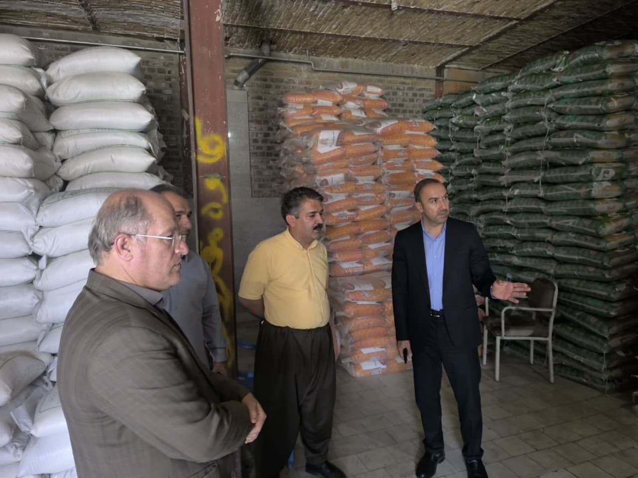 💢حضور و بازدید میدانی فرماندار بوکان از سطح بازار