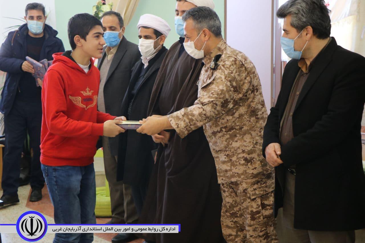 به مناسبت گرامیداشت چهل و سومین سالگرد پیروزی انقلاب اسلامی ایران صورت گرفت؛