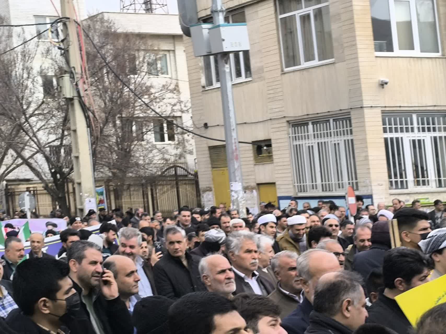 تجلی وحدت و انسجام ملی در راهپیمایی یوم‌الله 22 بهمن در بوکان