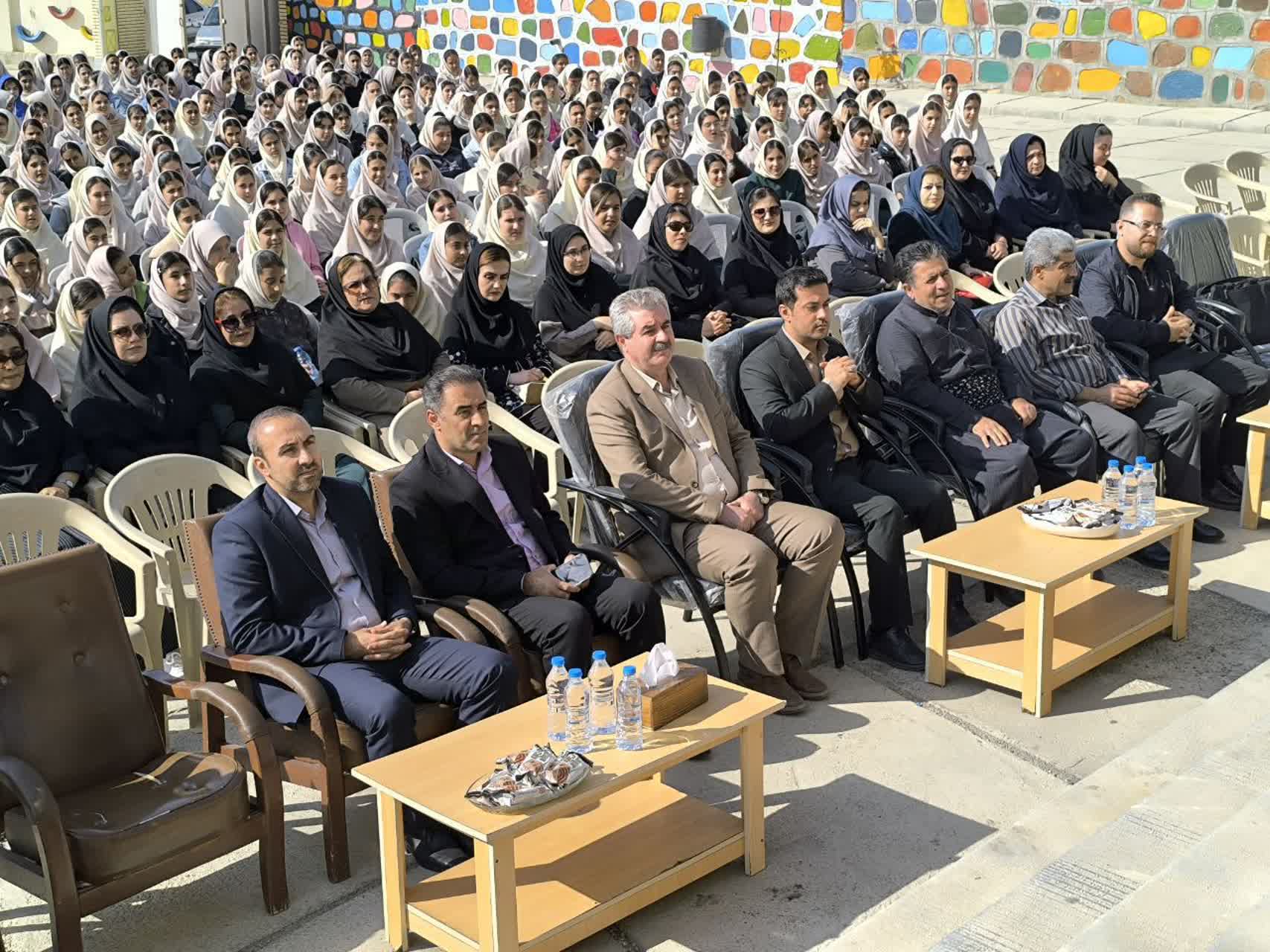 💢درخشش بیسابقه دانشآموزان بوکانی در کنکور و جشنواره خوارزمی؛ نویدبخش آیندهای روشن برای شهرستان