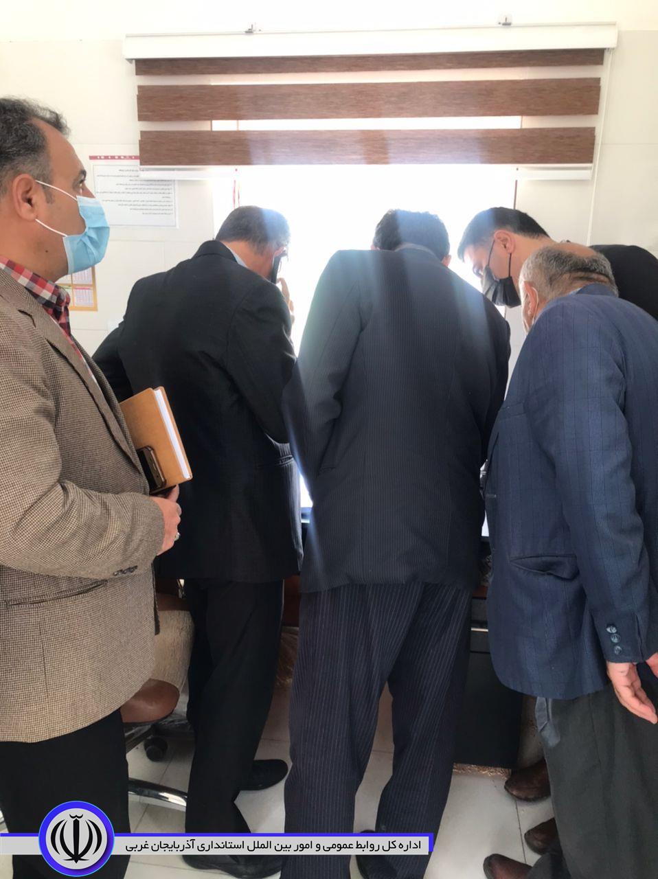 بازدید معاون برنامە ریزی و هماهنگی امور عمرانی فرماندار شهرستان بوکان از نحوه تحویل گندم