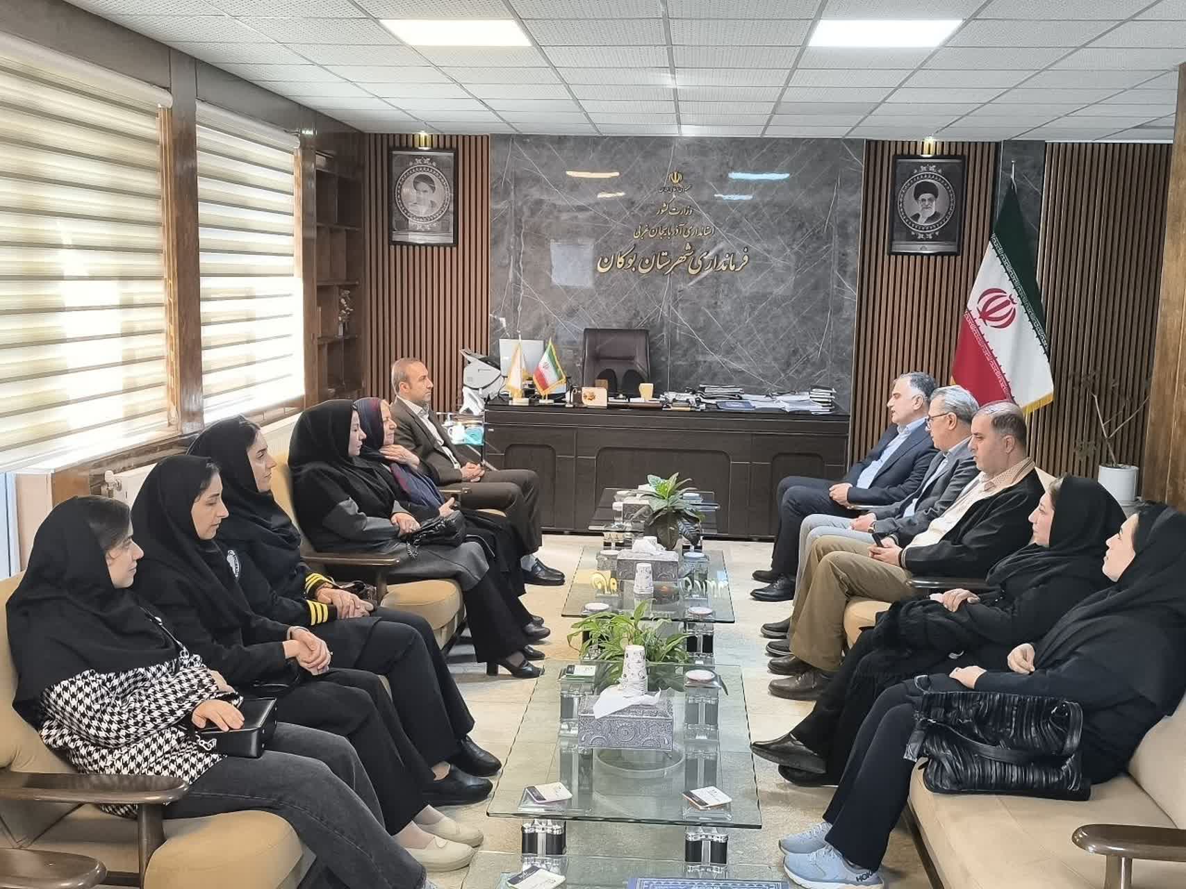 💢 تجلیل فرماندار بوکان از پرستاران برتر کشوری
